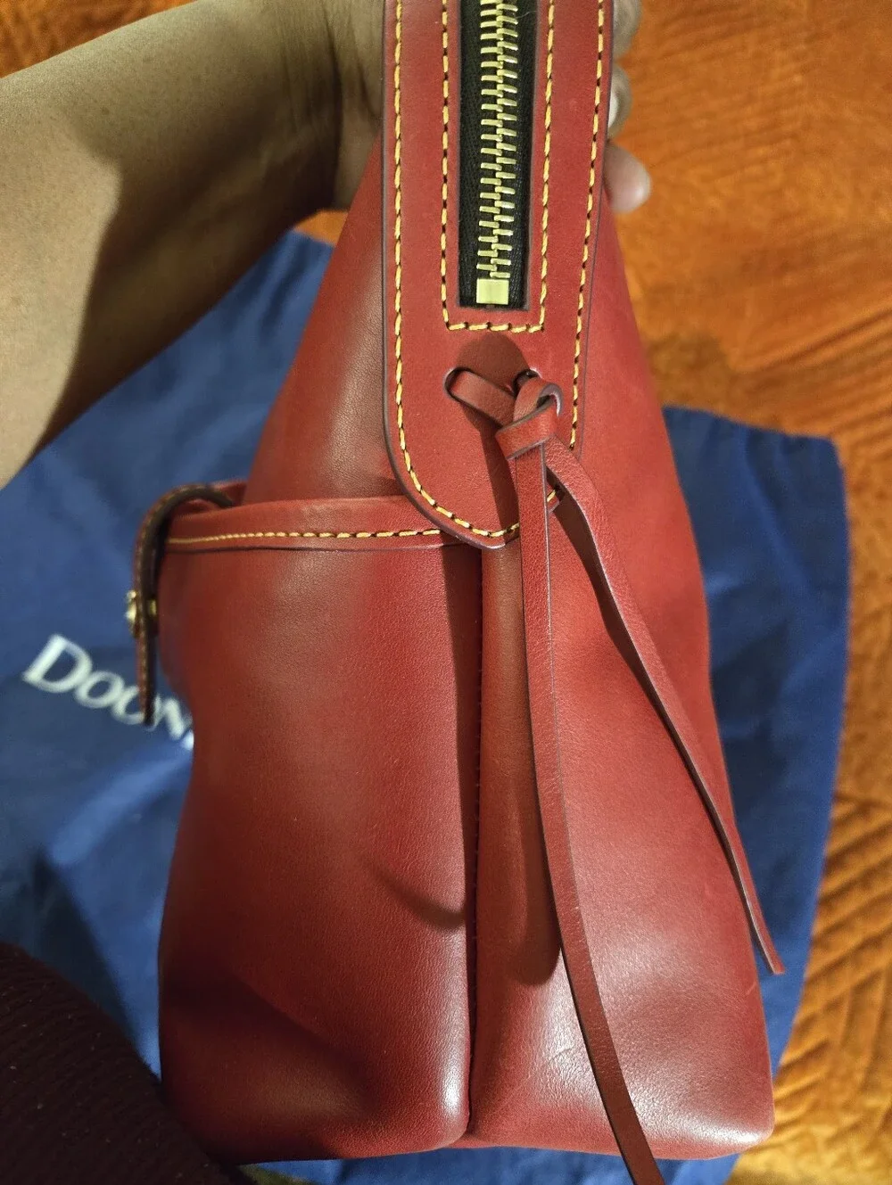 :Dooney & Bourke Florentine Leather Satchel Red Large 14" Dust Bag & Coin Pouch - Picture 7 of 12